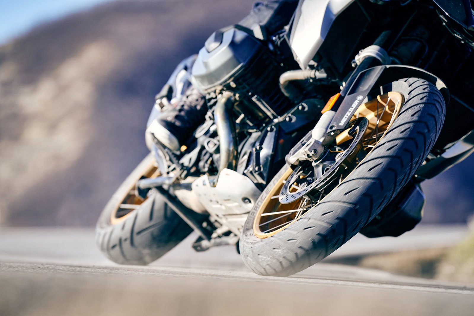 Metzeler Tourance Next2 | On-road adventure motorcycle review